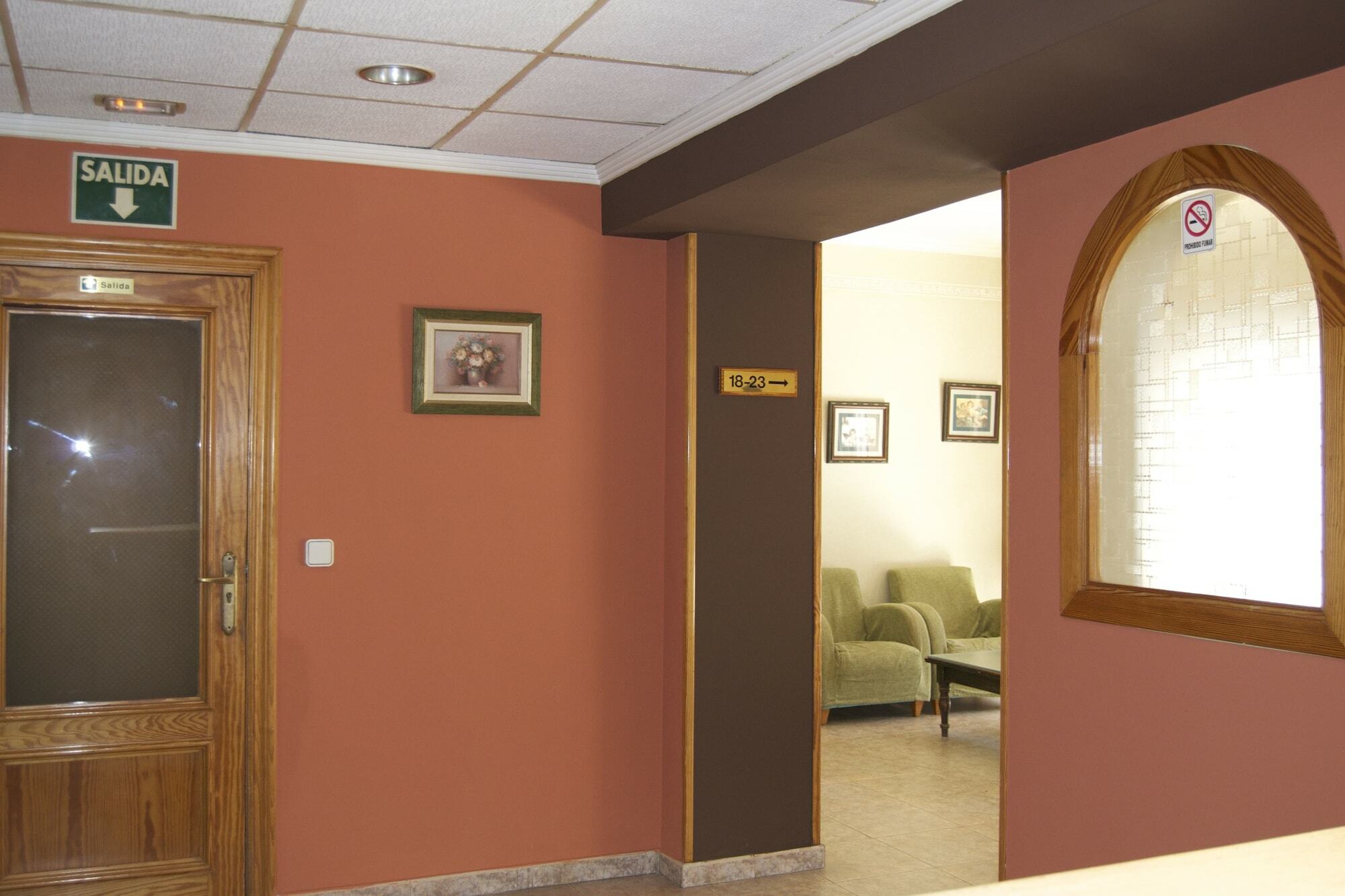 Hostal Rey Teodomiro Orihuela Kültér fotó